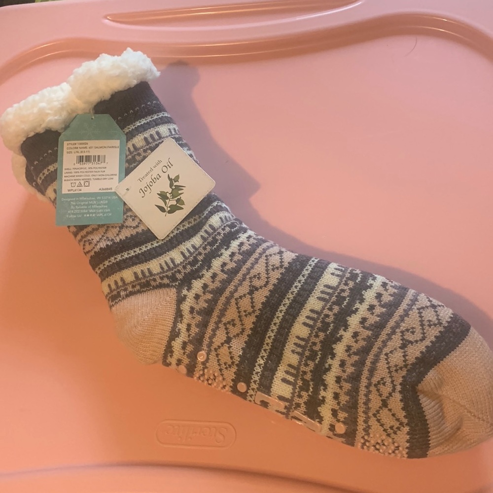 Jojoba Oil Treated MukLuks Socks Size L/XL